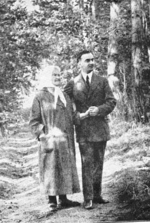 Clara _Maniu _la _86 _de _ani _impreuna _cu _fiul _sau _Iuliu