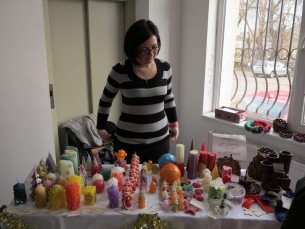 Târg de Crăciun în scop caritabil, organizat la Colegiul API Zalău