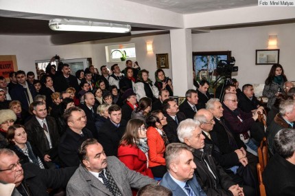 Oamenii au luat drumul Bădăcinului pentru a paisprezecea oară consecutiv pentru a cinsti memoria lui Iuliu Maniu la el acasă