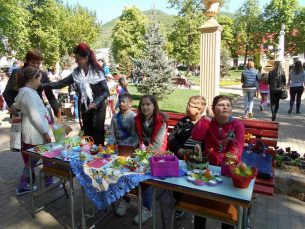 Târgul de Paște de la Șimleu – o acțiune caritabilă pentru ajutorarea copiilor bolnavi de cancer