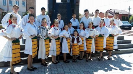 ansamblul-Mesesul-junior